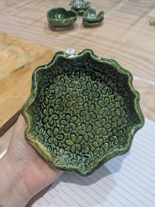 Round trinket tray